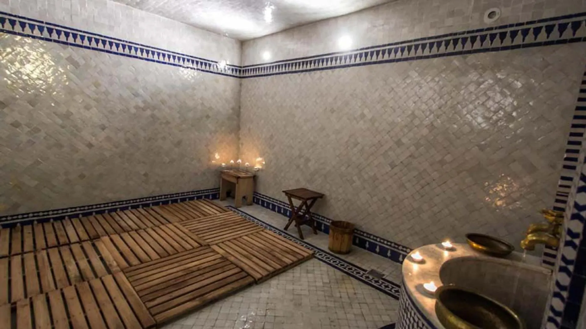 بيت ضيافة Room In Bb - Riad Authentic Palace Spa - Royale Suite Al Cazar فاس