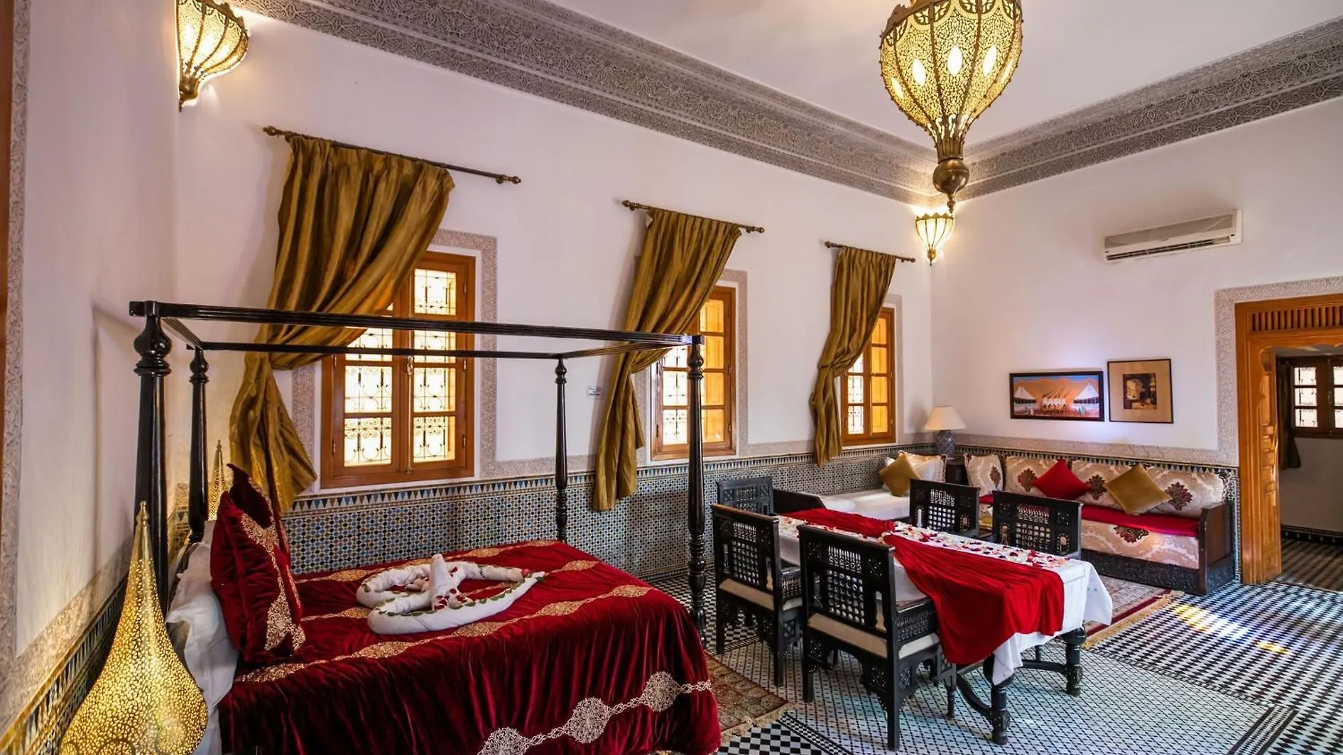 بيت ضيافة Room In Bb - Riad Authentic Palace Spa - Royale Suite Al Cazar فاس