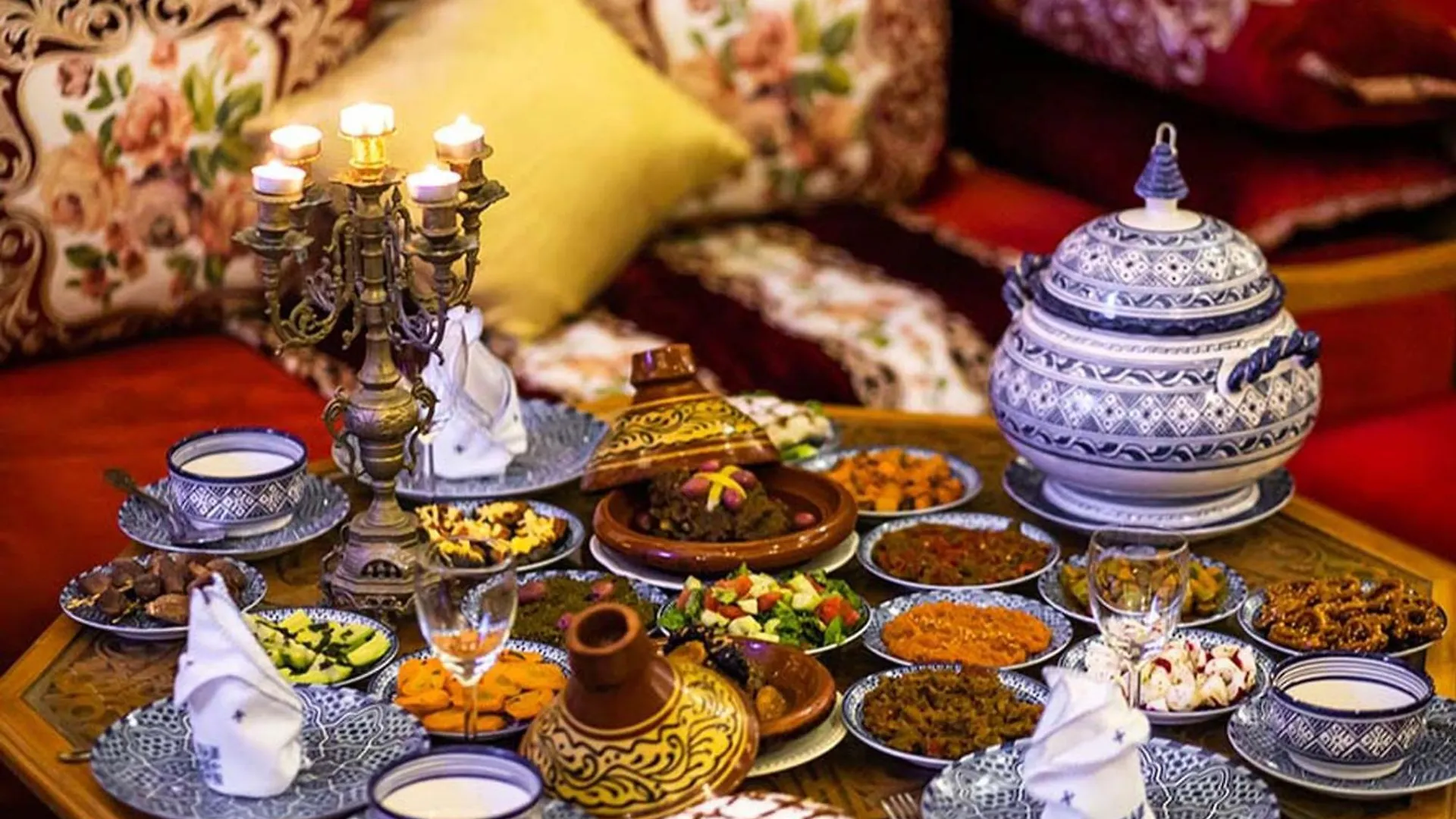 Room In Bb - Riad Authentic Palace Spa - Royale Suite Al Cazar فاس المغرب
